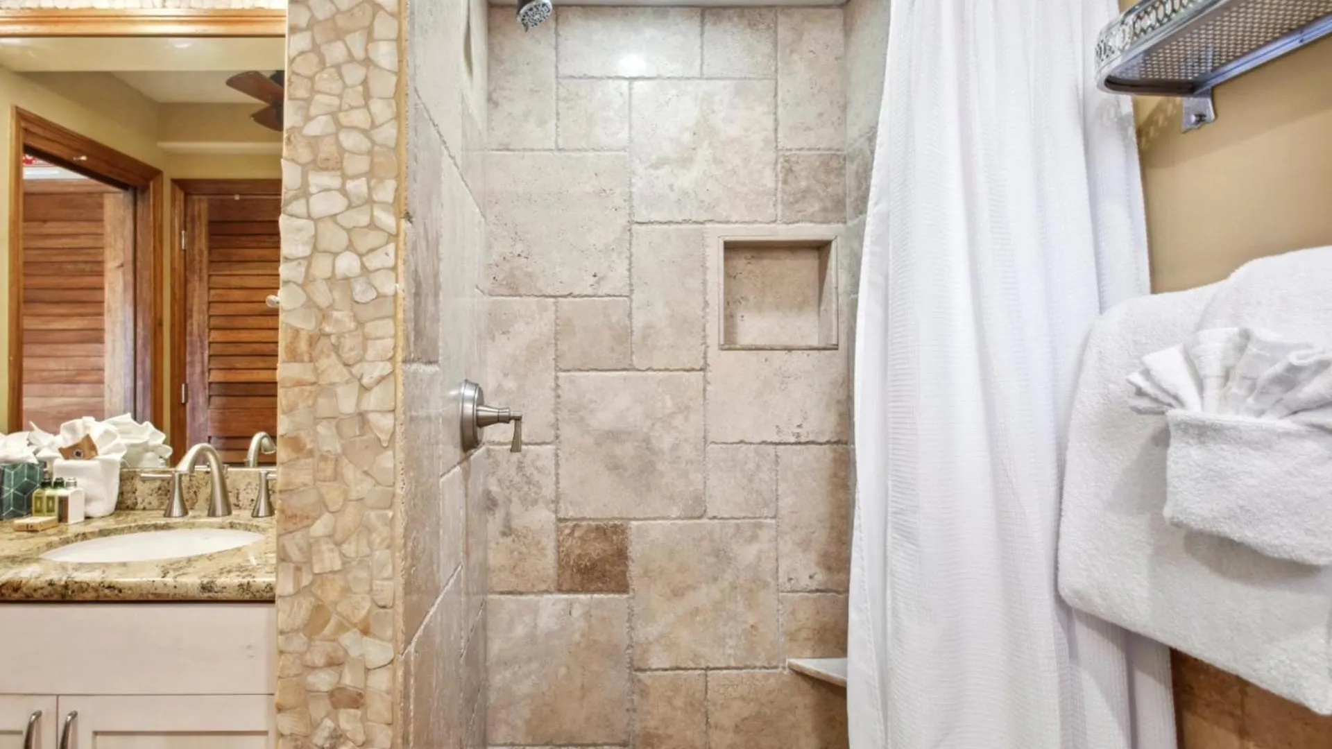 Apartment Kbm Resorts Free Car Papakea Pke-304 Renovated Studio With Ocean Views Kaanapali